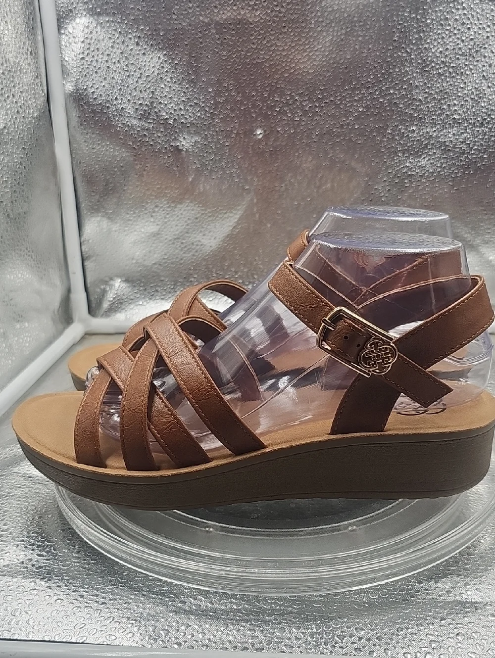 T Tan And Cream Daisy Fuentes Size 6½M